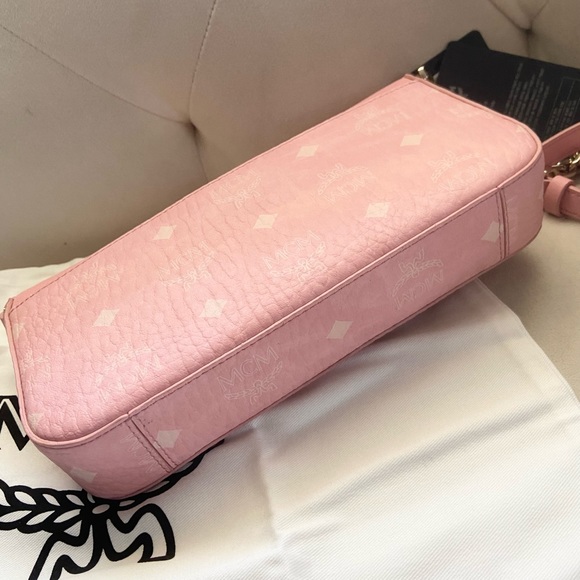 🌸🌸NWT MCM Beautiful leather Bag - Picture 10 of 12